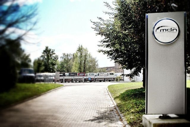 Hákový nosič kontejnerů  Abrollcontainer Kranmulde HIAB166 neuwertig