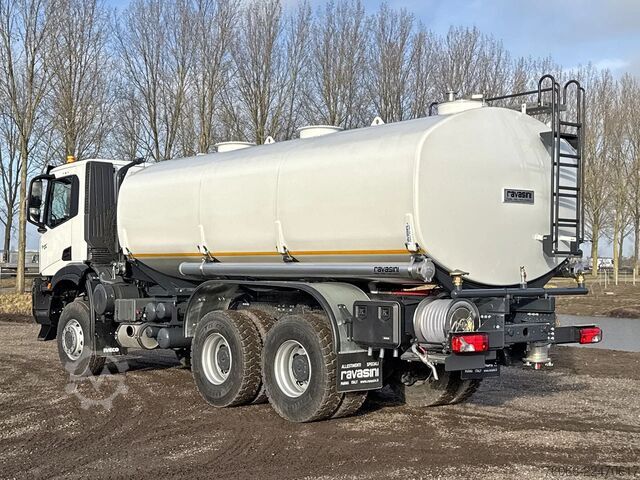 Δεξαμενόπλοιο Iveco T-Way AD380T47WH Water Tank Truck