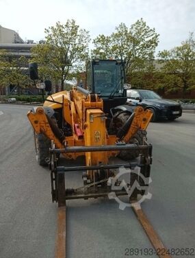 Teleskopik yükleyici JCB 540-140