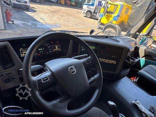 Standard-SZM Volvo FM Globetrotter 4x2