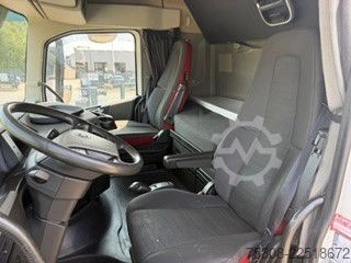 Camion de materiale periculoase VOLVO FH500 Globetrotter XL 2 Tanks ADR EX II/III FL