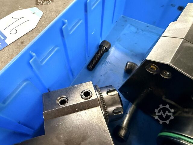 Driven tool holder nan nan