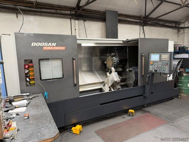 Centru de strunjire și frezare CNC DOOSAN PUMA 3100 XLY