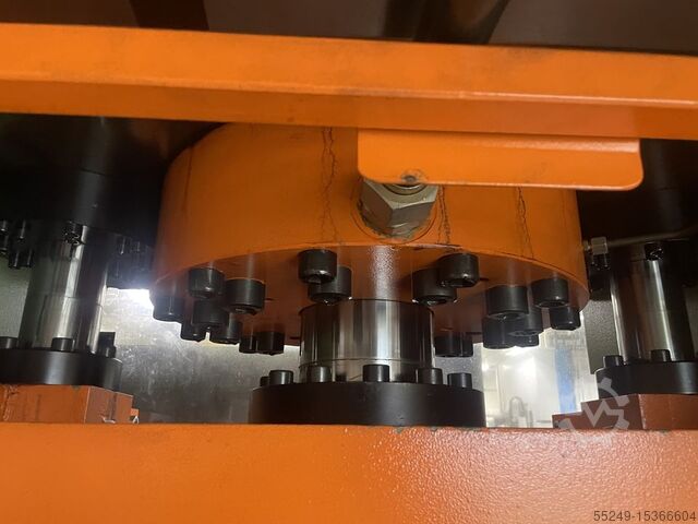 Hydraulisk presse Hans Schoen NHN 250 75 (250 Ton)