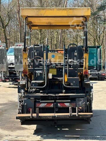 Asphaltmischanlage DEMAG DF 65P Straßenfertiger