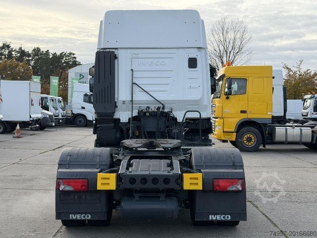 Standaard trekker IVECO AS440S46T/P LNG / Intarder