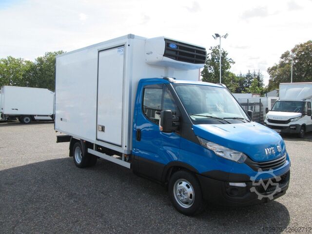 Furgão frigorífico IVECO 35 C14 *Maxi 2xCarrier Kühlkoffer 3.70m*Euro 6*