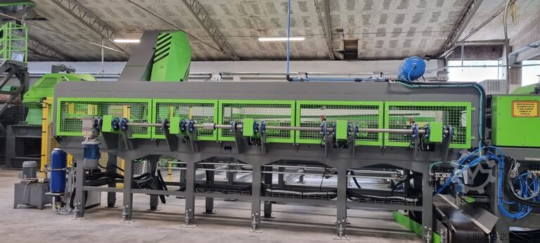 Pełna piła (stacjonarna) Mebor d.o.o. COMPLETE SAWING LINE