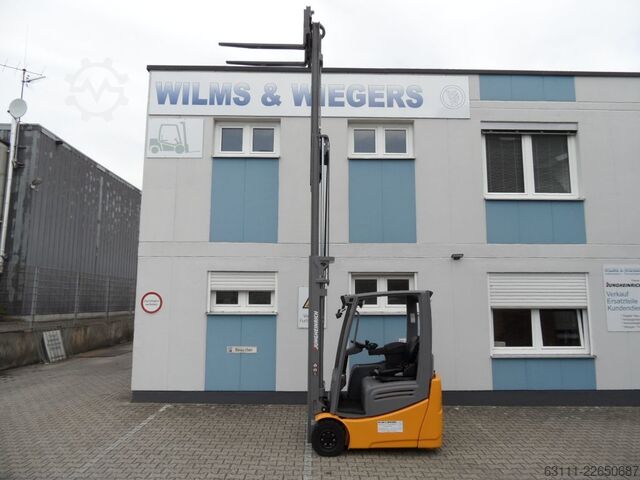 Elektrische vorkheftruck 3 wielen Jungheinrich EFG 215 - Triplex - Baujahr 2022