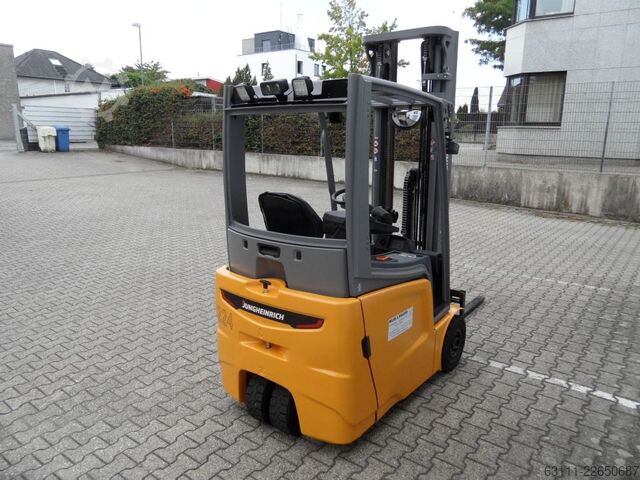 Elektrische vorkheftruck 3 wielen Jungheinrich EFG 215 - Triplex - Baujahr 2022