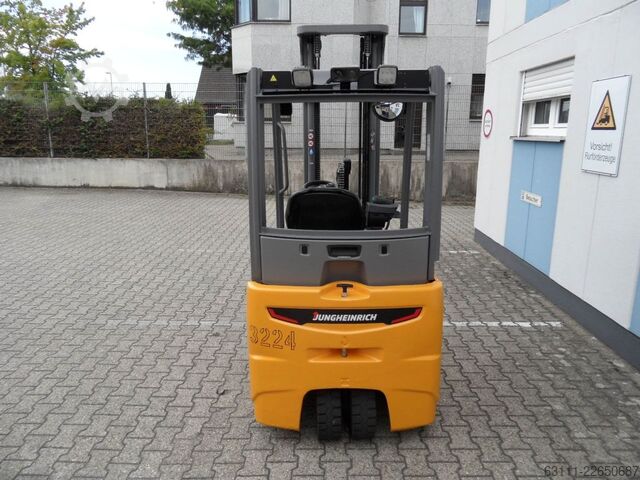 Elektrische vorkheftruck 3 wielen Jungheinrich EFG 215 - Triplex - Baujahr 2022