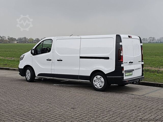 Kombi z wysokim dachem RENAULT TRAFIC 2.0 DCI DCI 150 L2H1 EDC
