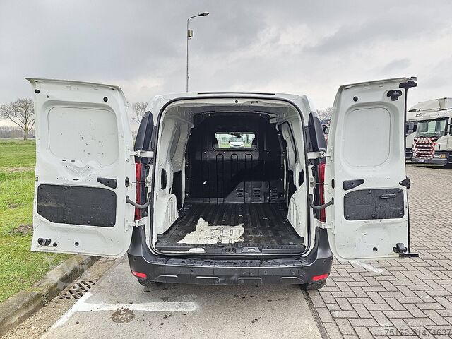 Walizka RENAULT EXPRESS 1.5 DCI 95