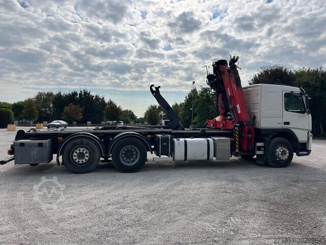 Hakowiec VOLVO VOLVO FM11.450 SCARRABILE CON GRU
