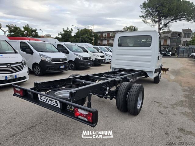 Kamyon şasisi Iveco DAILY 70C17 PASSO 3750 2011