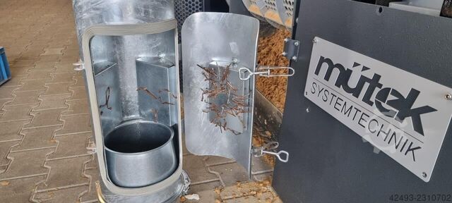 Magnes rurowy, separator metali, magnes mütek Systemtechnik Hawk-Eye