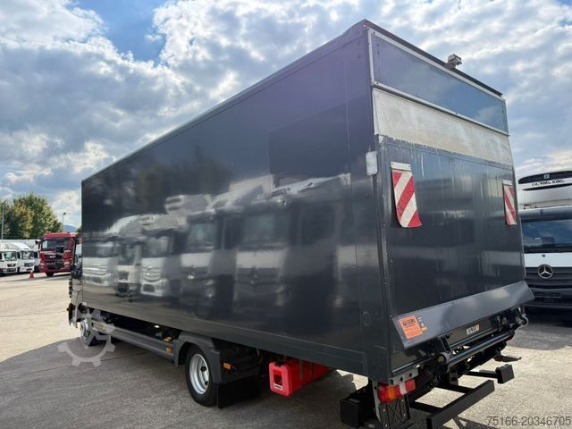 Furgão fechado MERCEDES-BENZ ATEGO 818 L Koffer 7,30 m LBW 1 T+Seitentür