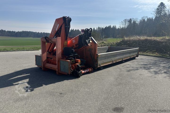 Lastbilmonteret kran  Kranpalette F210A.24 / Swiss-Vehicle