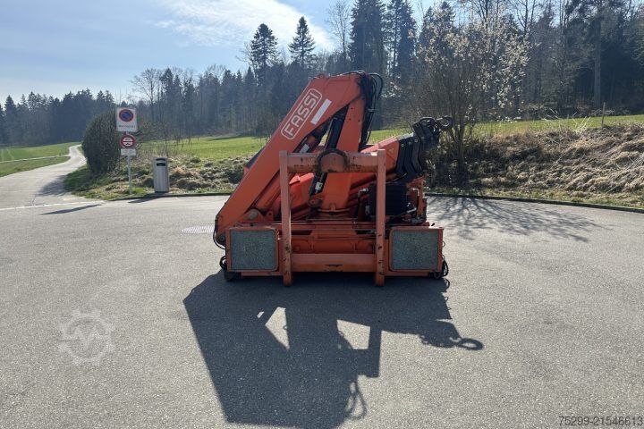 Lastbilmonteret kran  Kranpalette F210A.24 / Swiss-Vehicle