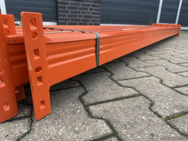 Hochregallager Arestant AS lichte Weite: 2.705 mm