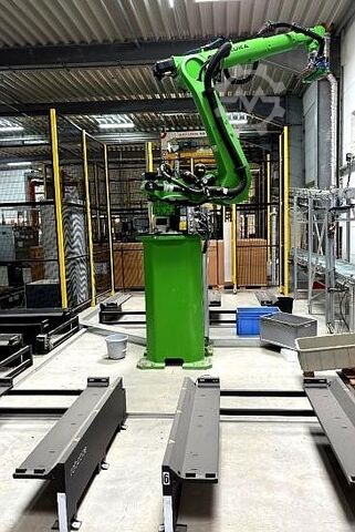 Robot industriel KUKA KR 129 R3900 - 2K