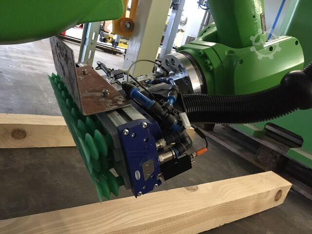 Robot przemysłowy KUKA KR 129 R3900 - 2K