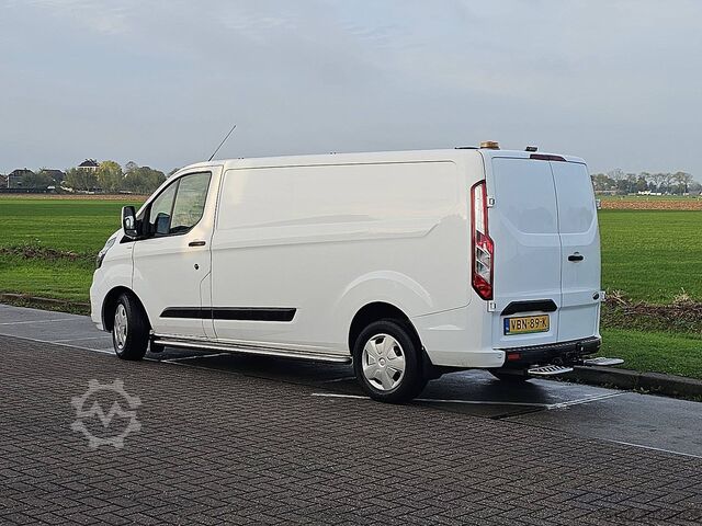 Bestelauto FORD TRANSIT CUSTOM 2.0 L2H1 Euro6 Airco NAP