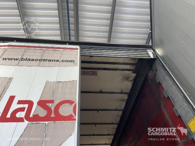Öppen semitrailer med kapell Schmitz Cargobull Curtainsider Standard
