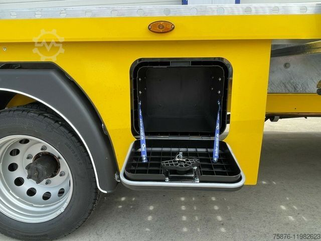 Furgon samochodowy do przewozu aut VOLKSWAGEN Crafter Autotransporter ca.540 x 210cm