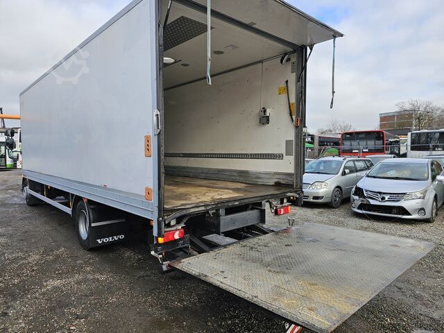 Koelwagen Volvo FL240 4x2 Ladeborwand