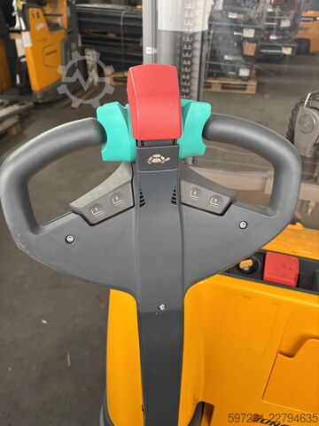 Palleløftere Jungheinrich EJC 110
