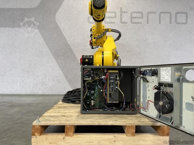 Felújított robot 1 év garanciával FANUC R-2000iC/165F