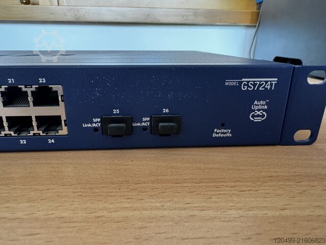 Comutator Inteligent NETGEAR ProSafe 24 port gigabit s w GS724T V4