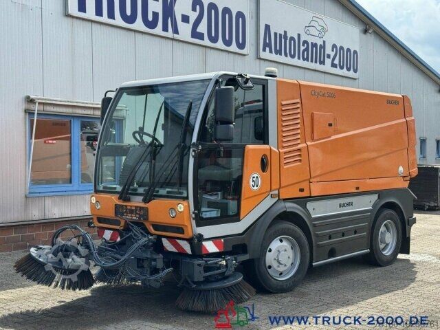 Barredora de calzadas Bucher Bucher City Cat 5006 3 Besen 4 Radlenkung