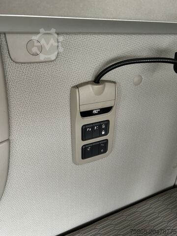 Standard-SZM DAF XF 450 FT Space Cab / 691 dkm / MX Brake / APK ...