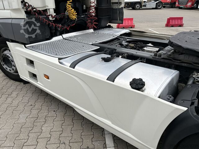 Standard-SZM DAF XF 450 FT Space Cab / 691 dkm / MX Brake / APK ...