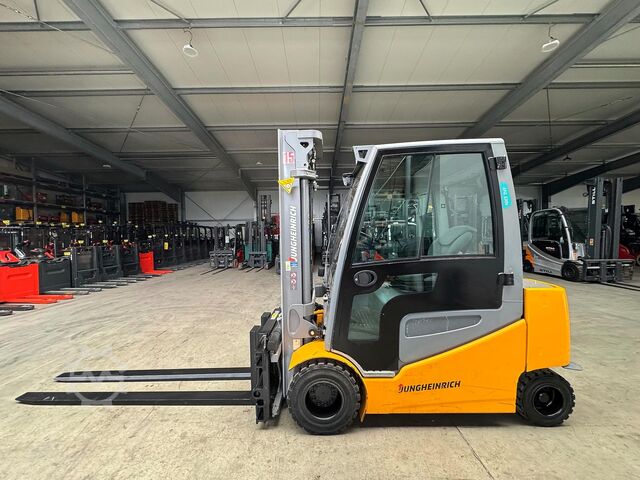 Service + UVV 07/27 Elektrisk 2.910 t Jungheinrich EFG S30