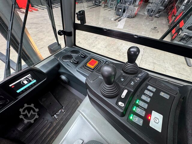Service + UVV 07/27 Elektrisk 2.910 t Jungheinrich EFG S30