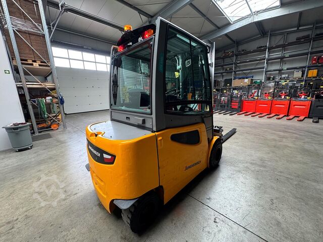 Service + UVV 07/27 Elektrisk 2.910 t Jungheinrich EFG S30