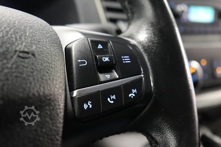 Delivery van Ford Transit Custom 2.0 TDCI EURO 6 - Airco - Cruise...