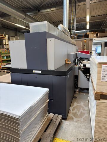 Digital trykmaskine Durst P10-200 with Corrugated option with full automatic Feeder and stacker