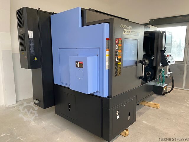 CNC-svarvning-fräsning DOOSAN Puma 2600SY II mit Siemens