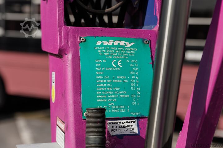Mobil arbetsplattform Niftylift Nifty 120T
