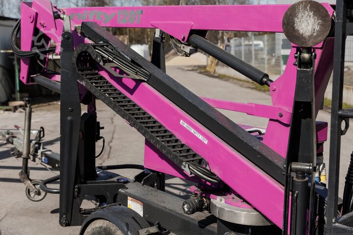 Mobil arbetsplattform Niftylift Nifty 120T