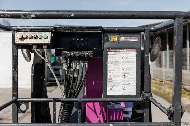 Mobil arbetsplattform Niftylift Nifty 120T