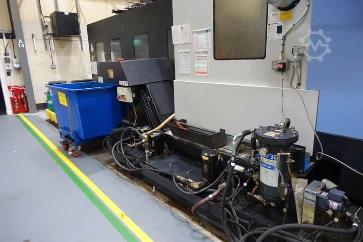 Centre d’usinage horizontal à double palette pour usage intensif Doosan HM1000