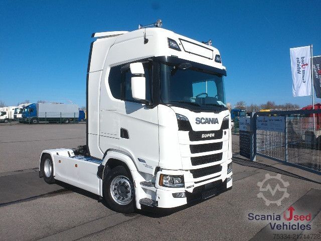 Standard nyergesvontató Scania S 560 A4x2NB S-Model, Vollluftfederung, TOP Aussta