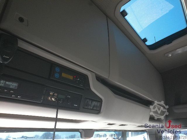 Standard nyergesvontató Scania S 560 A4x2NB S-Model, Vollluftfederung, TOP Aussta