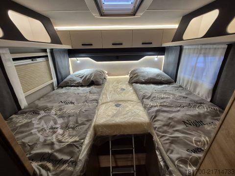 Félintegrált lakóautó Knaus L!VE WAVE 650 MEG Black Selection *TraumMobil*Automatik*Schwarz*