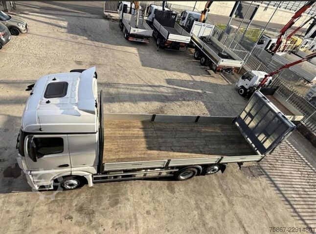 Değiştirilebilir kasalı kamyon Mercedes-Benz Actros 2542
